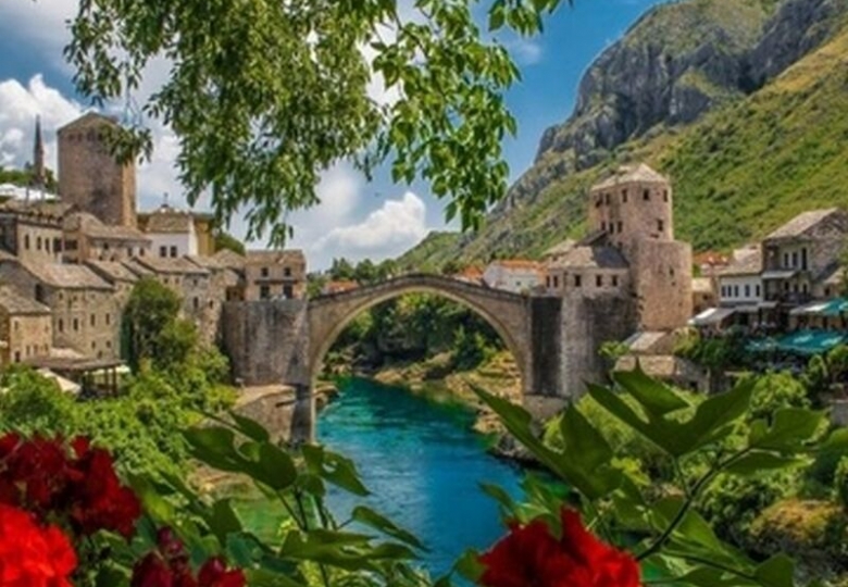 OTOBÜSLÜ BALKAN MASALI TURU