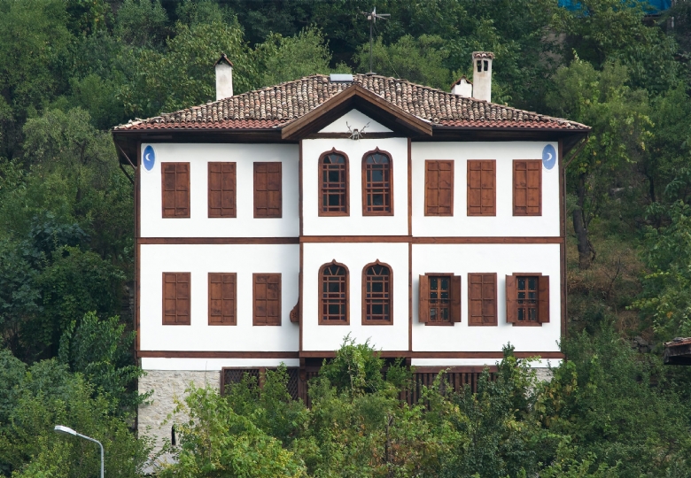 1 GECE KONAKLAMALI ABANT SAFRANBOLU AMASRA TURU
