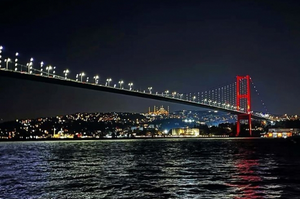 🌙 RAMAZAN AYINA ÖZEL BOĞAZDA İFTAR & TEKNE TURU 🕌