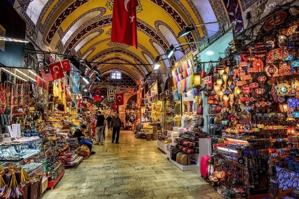 NERGİS ÇİÇEĞİ FESTİVALİNE ÖZEL İZMİR TURU - 1 GECE OTEL KONAKLAMALI