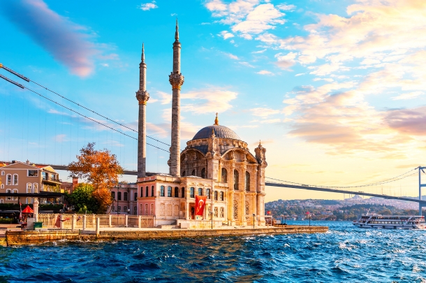 Günübirlik İstanbul Lale Festivali  Ortaköy Eyüpsultan Pierre Loti Turu