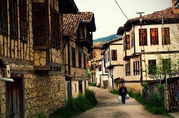 1 GECE KONAKLAMALI ABANT SAFRANBOLU AMASRA TURU