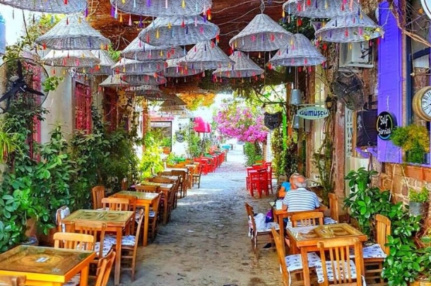 1 Gece Konaklamalı Ege & Ayvalık Rüyası