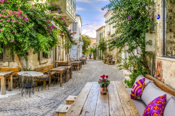 ALAÇATI OT FESTİVALİ & EGE MASALLARI TURU