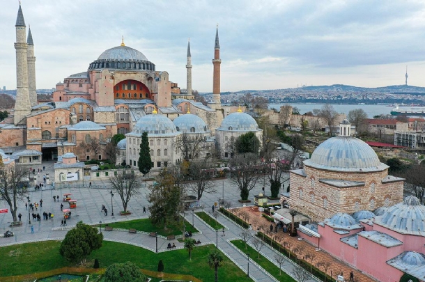 GÜNÜBİRLİK İSTANBUL CAMİİLER TURU