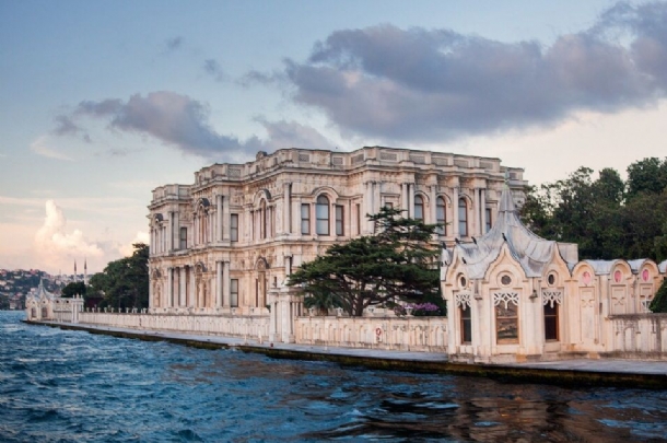 RAMAZAN BAYRAMI ÖZEL GÜNÜBİRLİK İSTANBUL / ÜSKÜDAR - KUZGUNCUK - BEYLERBEYİ SARAYI TURU