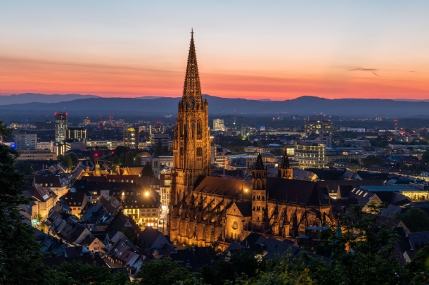 YILBAŞI ÖZEL  GÖRKEMLİ RÜYA ÜÇGENİ İSVİÇRE – FRANSA – ALMANYA  (BASEL, STRASBOURG VE FREIBURG ŞEHİR TURLARI DAHİL)