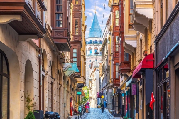 GÜNÜBİRLİK - ORTAKÖY – TAKSİM – GALATA KULESİ-KARAKÖY TURU