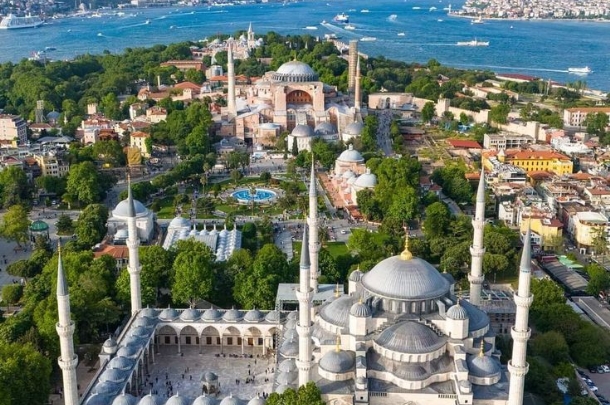 BERAT KANDİLİ’NE ÖZEL İSTANBUL CAMİİLER TURU